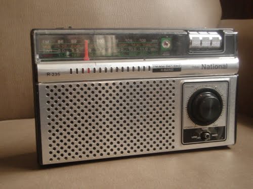 Una Radio National R-235 de la década del 60